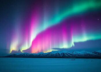 Auroras brilham no céu após forte tempestade solar; saiba mais